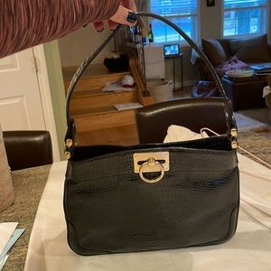 Ann Taylor black pocketbook